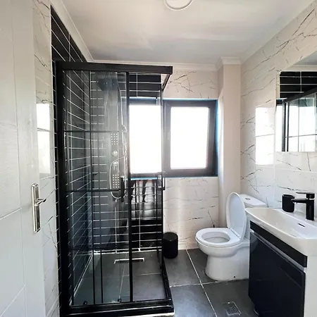Modern Design, 4 Bedroom Amazing Sea View, Karakoey 8 Apartment