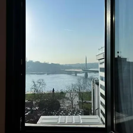 Amazing Sea View, Modern Design 4 Bedroom In Karakoey Estambul