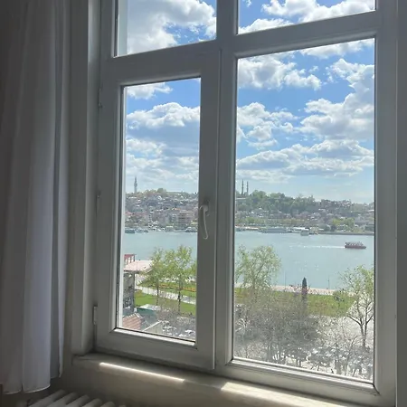 Amazing Sea View, Modern Design 4 Bedroom In Karakoey * Estambul