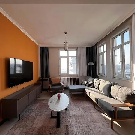 Apartment Modern Design, 4 Bedroom Amazing Sea View, Karakoey 8 *