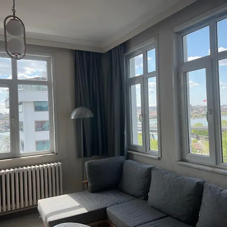 Amazing Sea View, Modern Design 4 Bedroom In Karakoey Estambul