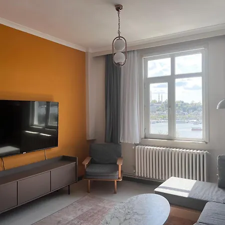Modern Design, 4 Bedroom Amazing Sea View, Karakoey 8 *
