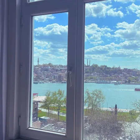 Amazing Sea View, Modern Design 4 Bedroom In Karakoey דירה איסטמבול